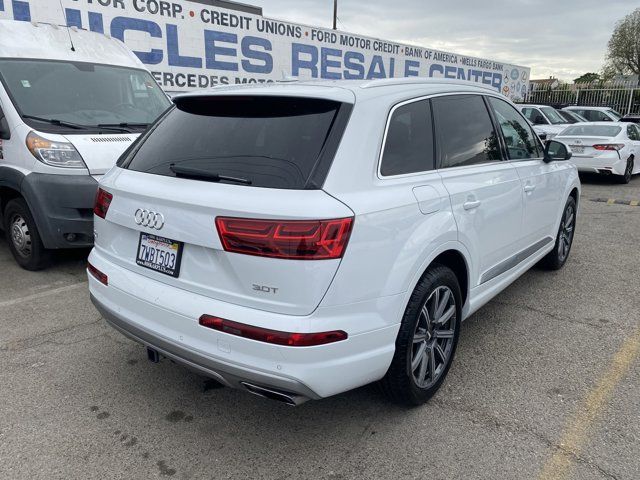 2017 Audi Q7 Premium Plus