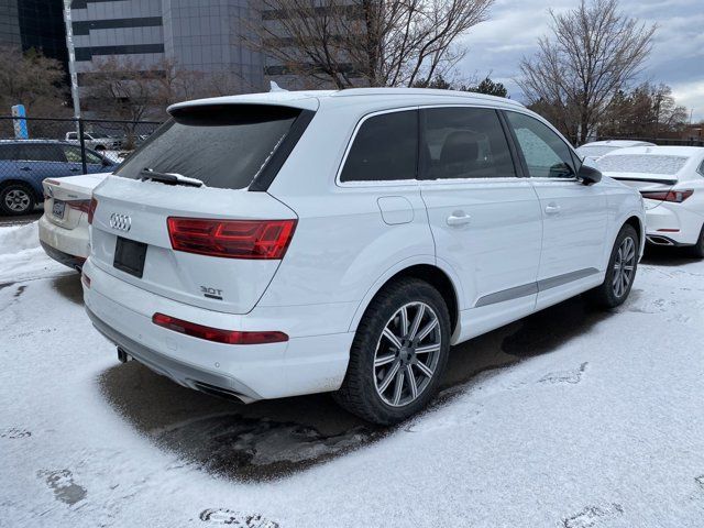 2017 Audi Q7 Premium Plus