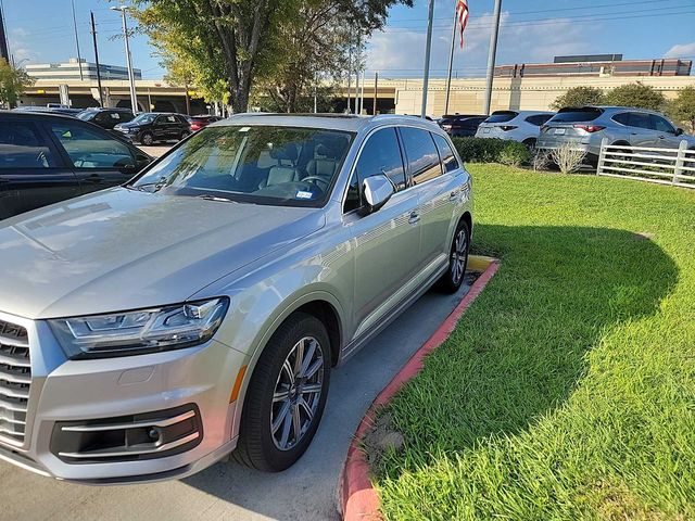 2017 Audi Q7 Premium Plus