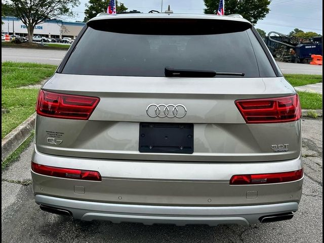 2017 Audi Q7 Premium Plus