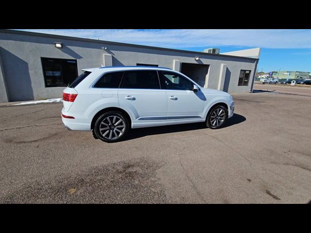 2017 Audi Q7 Premium Plus