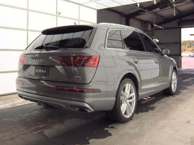 2017 Audi Q7 Prestige