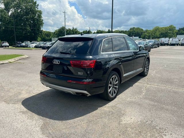 2017 Audi Q7 Premium Plus