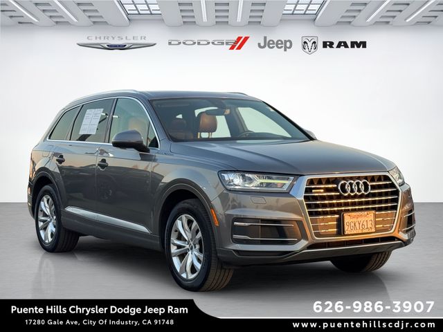 2017 Audi Q7 Premium Plus