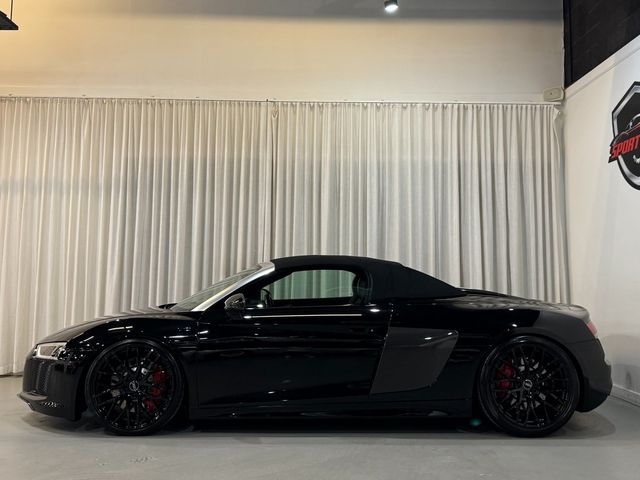 2017 Audi R8 Spyder V10