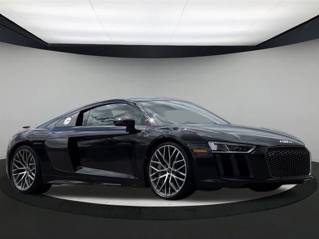 2017 Audi R8 V10 Plus