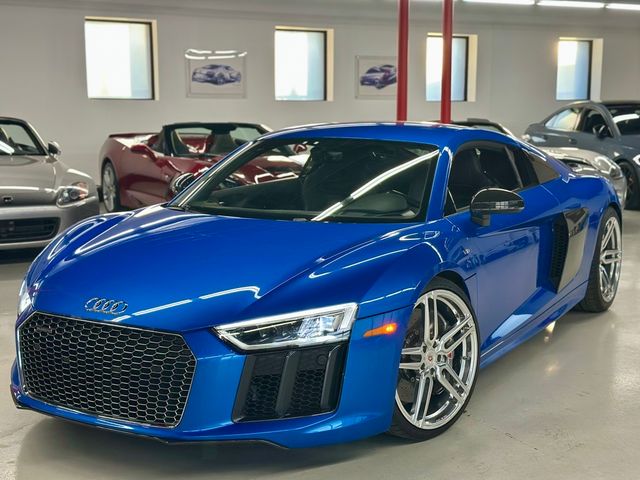 2017 Audi R8 V10 Plus