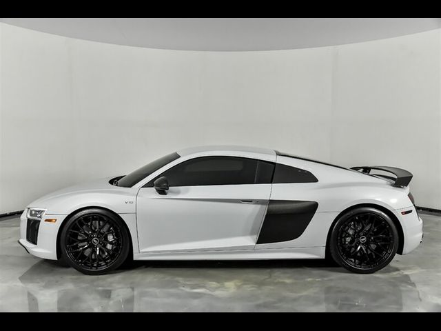 2017 Audi R8 V10 Plus