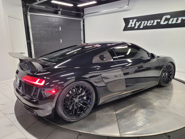 2017 Audi R8 V10 Plus