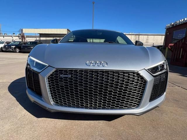 2017 Audi R8 V10 Plus