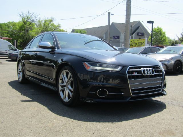 2017 Audi S6 Premium Plus