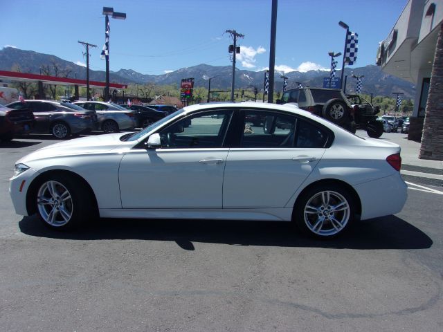 2017 BMW 3 Series 330i xDrive