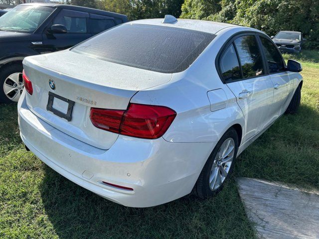 2017 BMW 3 Series 320i