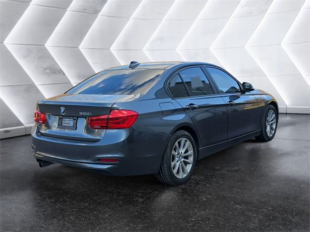 2017 BMW 3 Series 320i