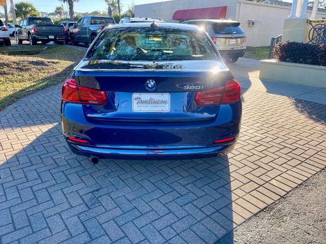 2017 BMW 3 Series 320i
