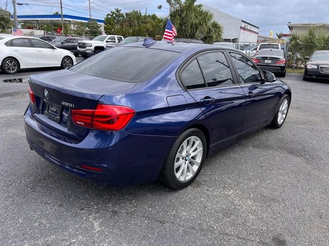 2017 BMW 3 Series 320i