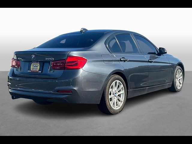 2017 BMW 3 Series 320i xDrive