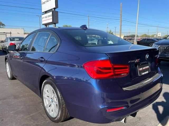 2017 BMW 3 Series 320i xDrive