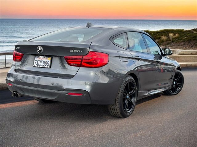 2017 BMW 3 Series 330i xDrive