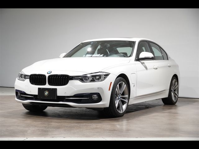 2017 BMW 3 Series 330e iPerformance