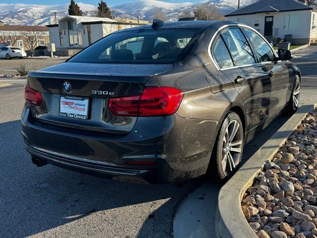 2017 BMW 3 Series 330e iPerformance