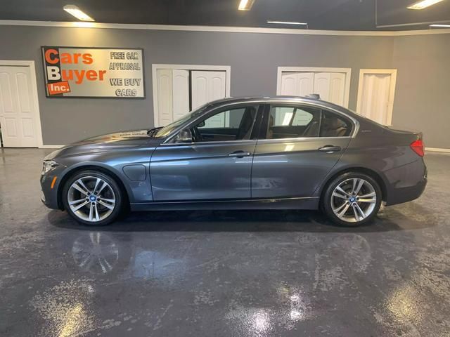 2017 BMW 3 Series 330e iPerformance