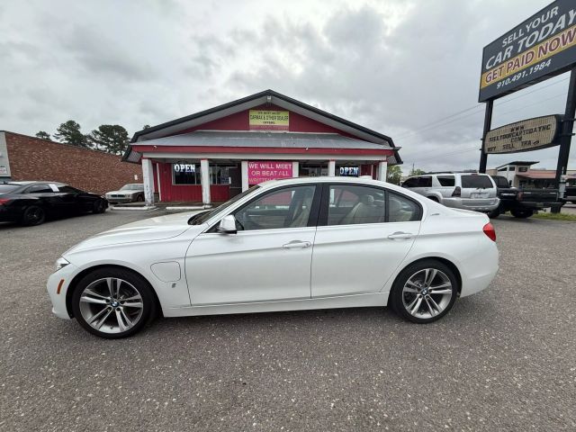 2017 BMW 3 Series 330e iPerformance