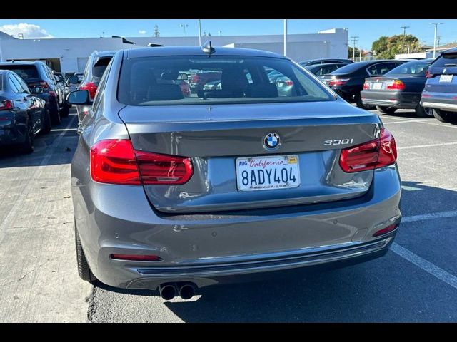 2017 BMW 3 Series 330i