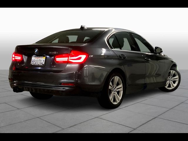 2017 BMW 3 Series 330i