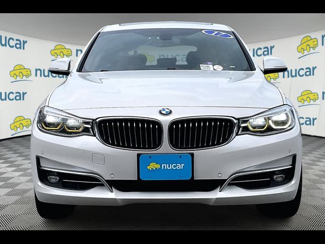 2017 BMW 3 Series 330i xDrive