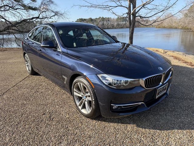 2017 BMW 3 Series 330i xDrive