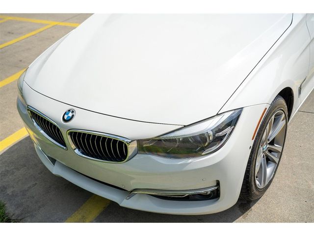 2017 BMW 3 Series 330i xDrive