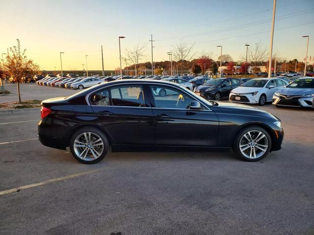 2017 BMW 3 Series 330i xDrive