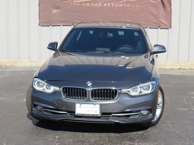 2017 BMW 3 Series 330i xDrive