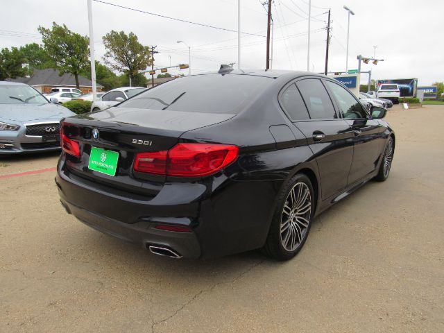 2017 BMW 5 Series 530i