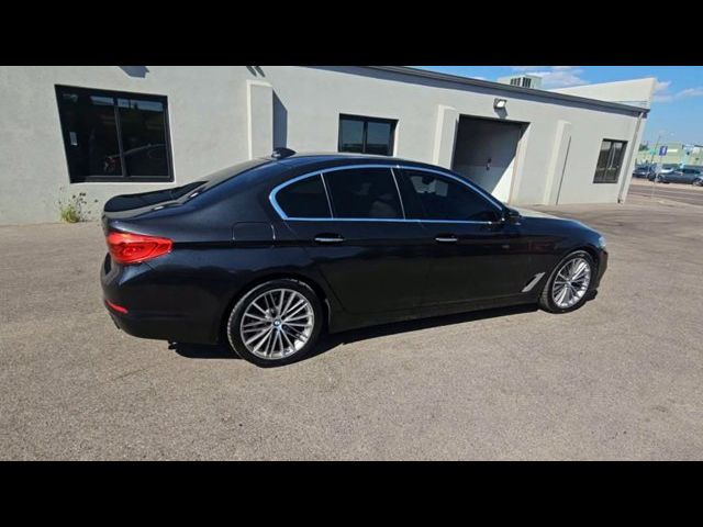 2017 BMW 5 Series 530i