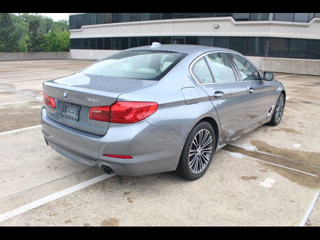 2017 BMW 5 Series 530i