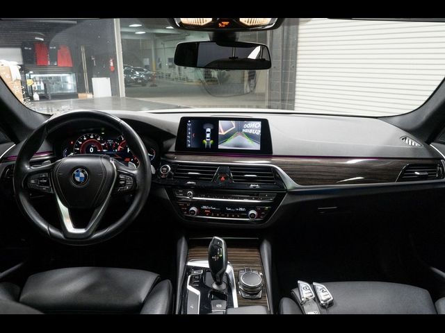 2017 BMW 5 Series 530i