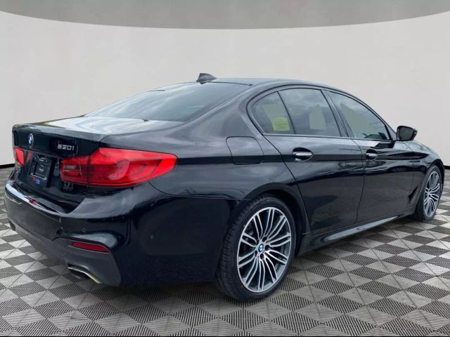 2017 BMW 5 Series 530i
