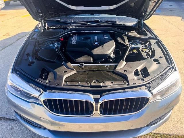 2017 BMW 5 Series 530i