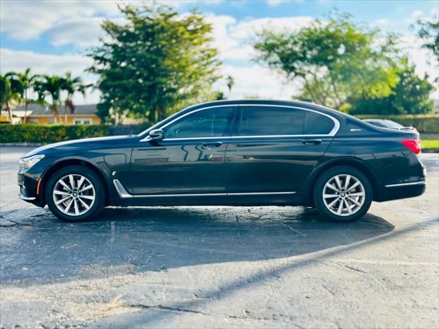 2017 BMW 7 Series 740e xDrive iPerformance