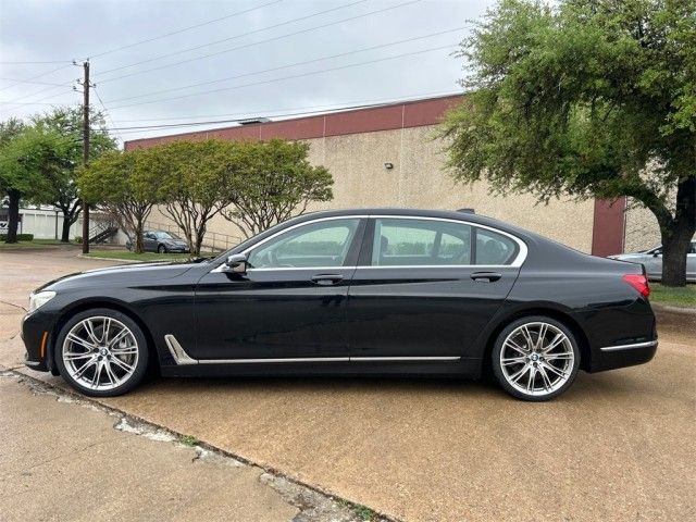 2017 BMW 7 Series 740i