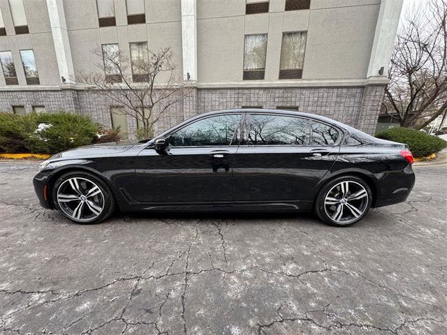 2017 BMW 7 Series 740i