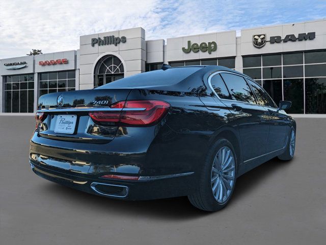 2017 BMW 7 Series 740i