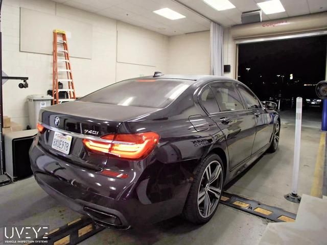 2017 BMW 7 Series 740i