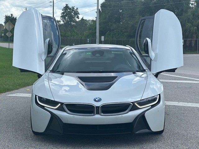 2017 BMW i8 Base