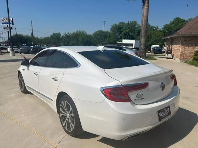 2017 Buick LaCrosse Essence