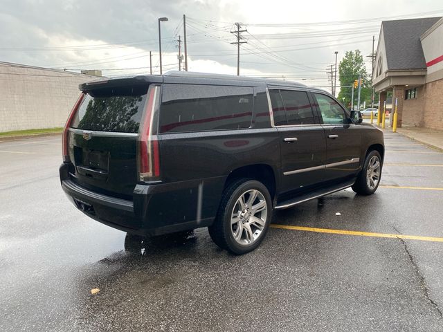 2017 Cadillac Escalade ESV Luxury