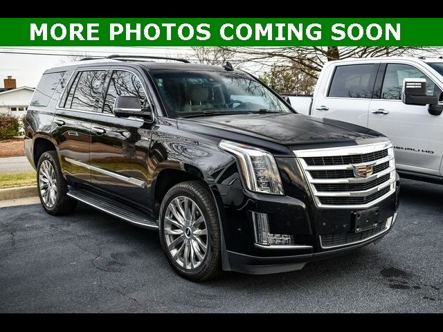 2017 Cadillac Escalade Luxury