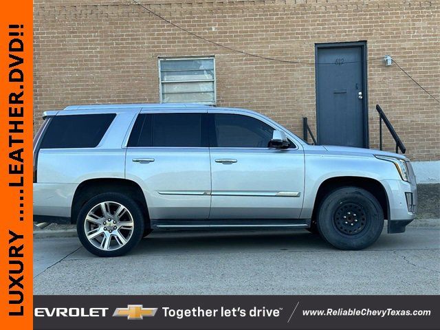 2017 Cadillac Escalade Luxury